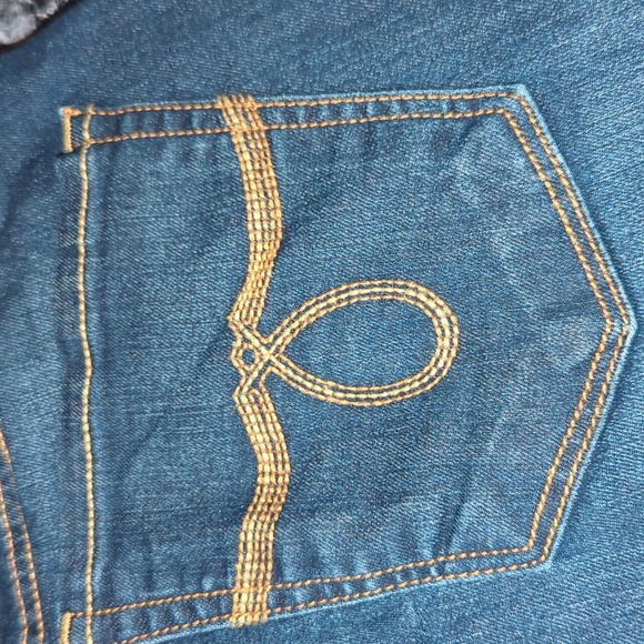 Lola👖 2/26 - Picture 12 of 16